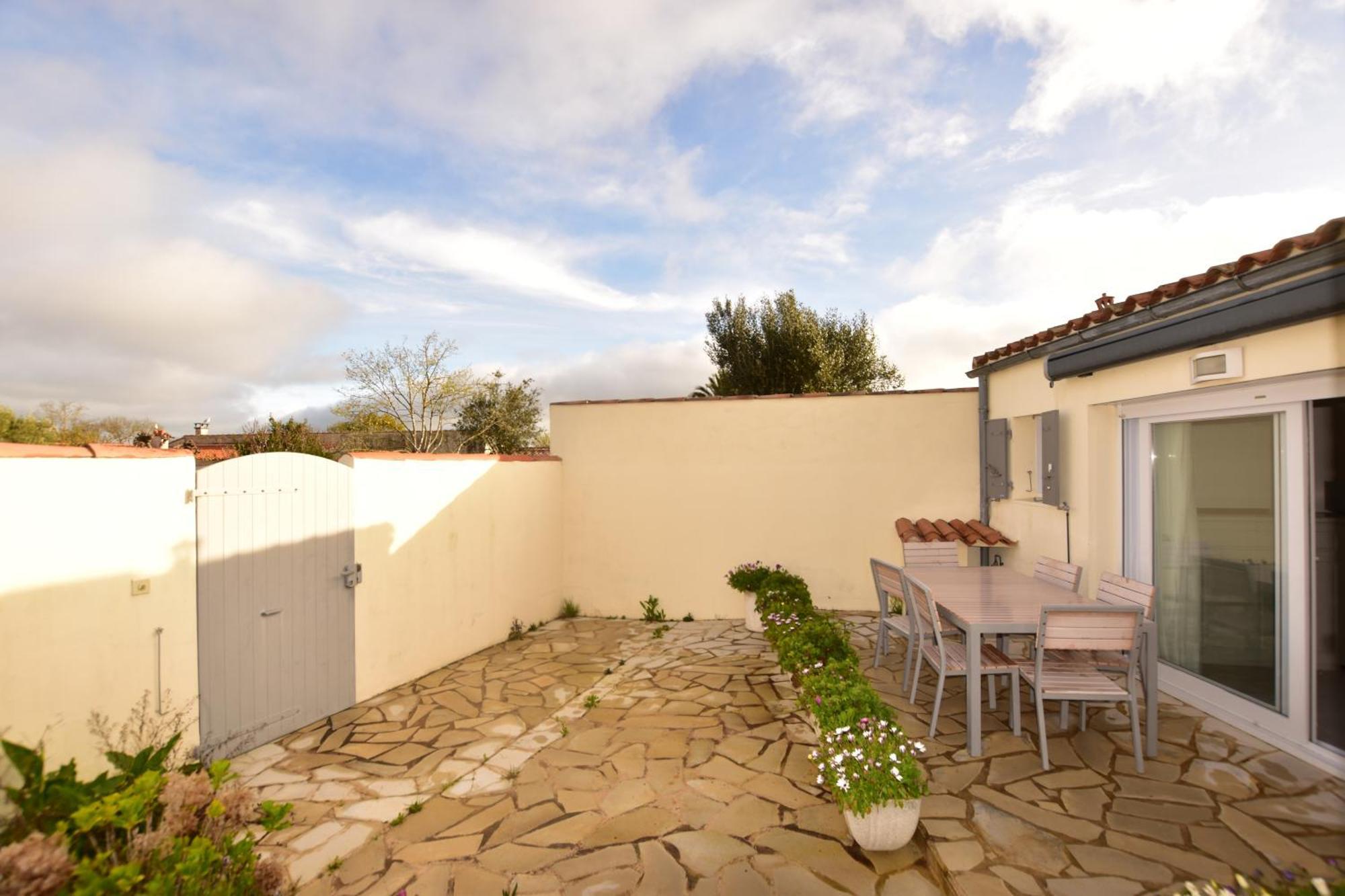 Large Studio Close To The Beach Saint-Martin-de-Ré Extérieur photo